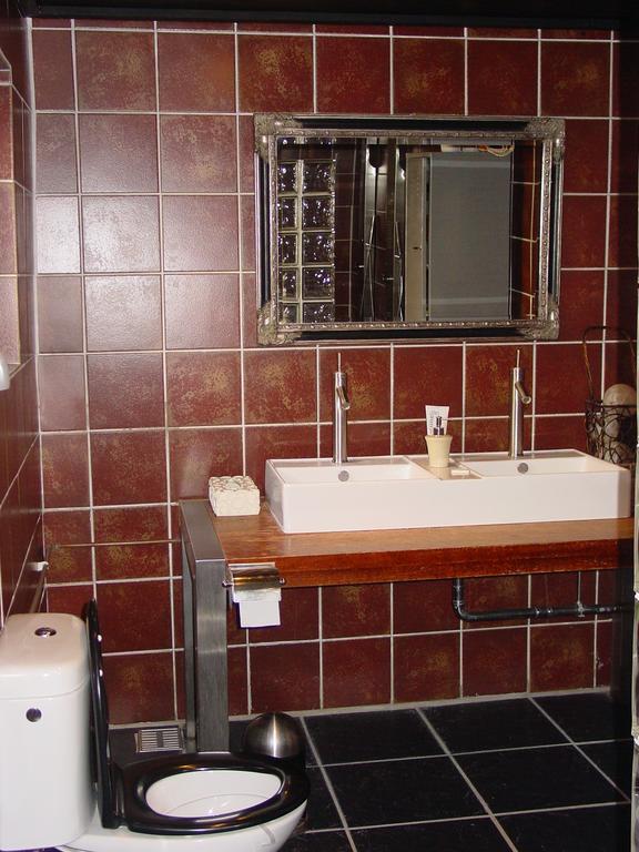 Robert'S Bed & Breakfast Helmarshausen Dış mekan fotoğraf