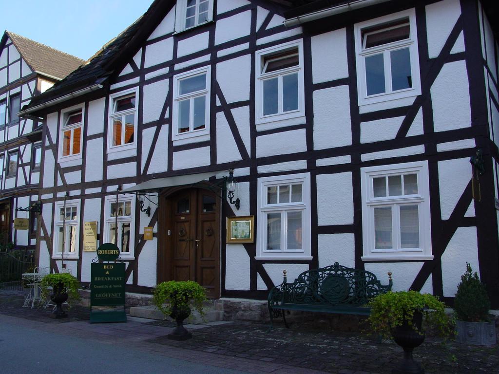 Robert'S Bed & Breakfast Helmarshausen Dış mekan fotoğraf